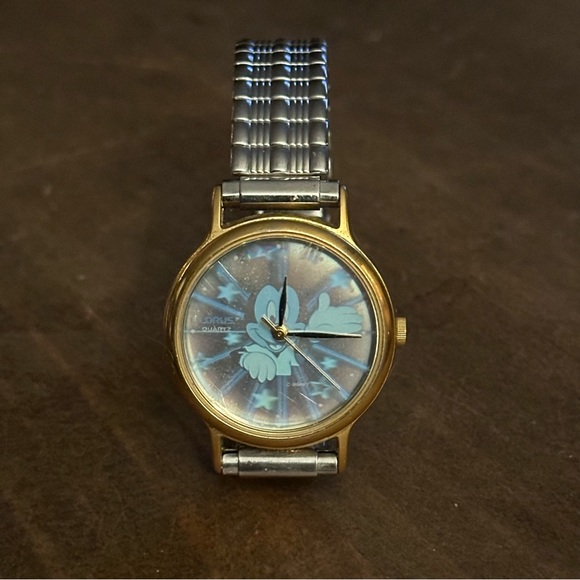 Vintage Lorus holographic Mickey Mouse watch - Picture 4 of 6
